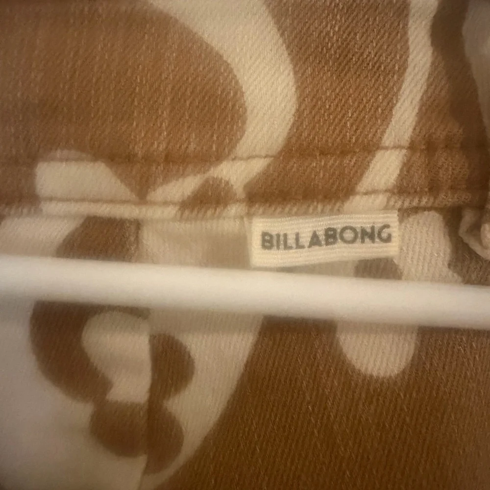 Billabong Cream and Brown Retro Print Pants - Picture 3 of 4